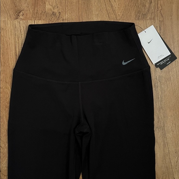NWT Nike Zenvy High-Rise Flared Leggings - Picture 5 of 11